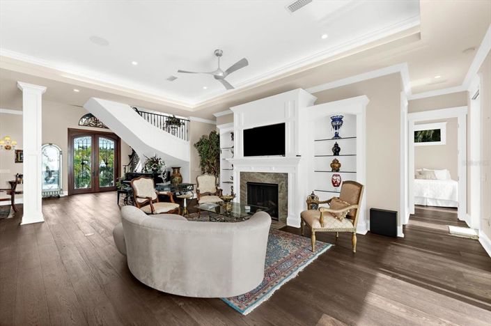 Image No.21-4 Bed Property for sale