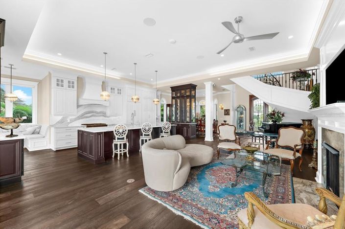 Image No.24-4 Bed Property for sale