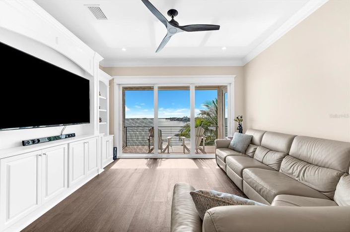 Image No.44-4 Bed Property for sale