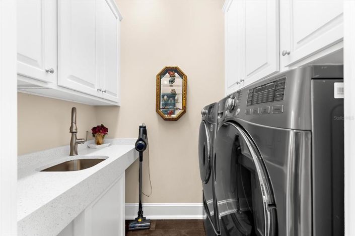 Image No.47-4 Bed Property for sale