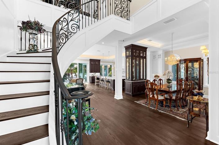 Image No.9-4 Bed Property for sale