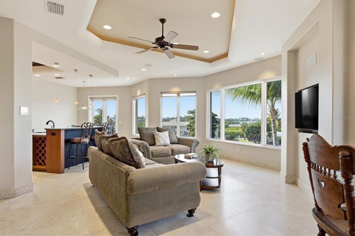 Image No.33-4 Bed Property for sale