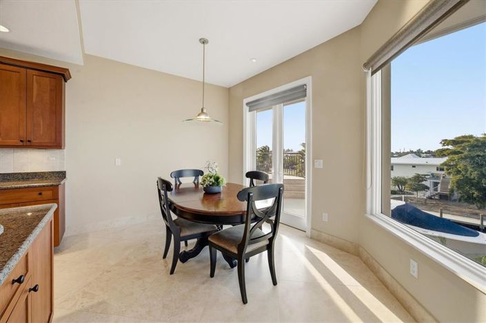 Image No.37-4 Bed Property for sale