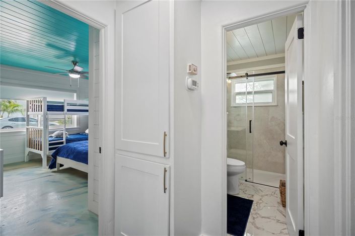 Image No.27-2 Bed Property for sale