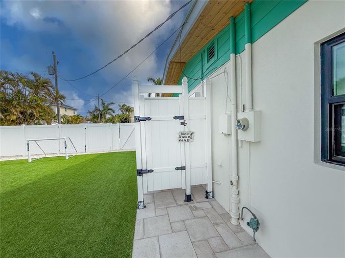 Image No.39-2 Bed Property for sale