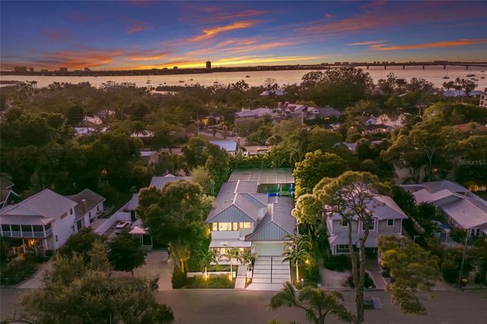 Image No.2-Propriété de 4 chambres à vendre à Sarasota