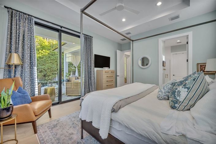 Image No.16-5 Bed Property for sale