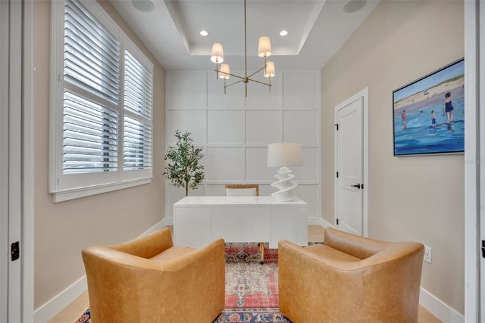 Image No.19-5 Bed Property for sale