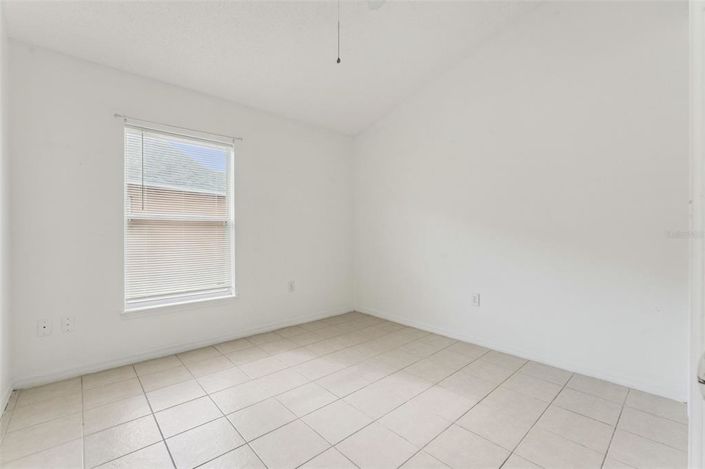 Image No.25-3 Bed Property for sale