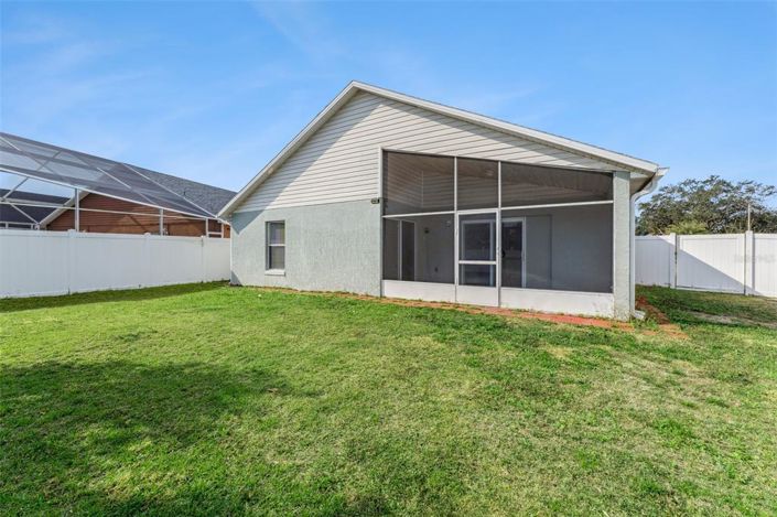 Image No.33-3 Bed Property for sale