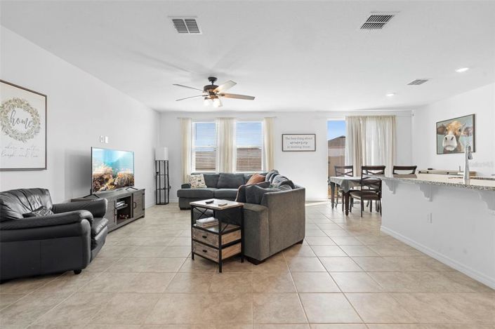 Image No.32-Propriété de 3 chambres à vendre à Davenport