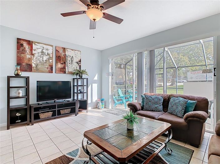 Image No.20-3 Bed Townhouse for sale