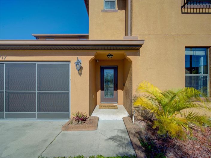 Image No.4-4 Bed Property for sale