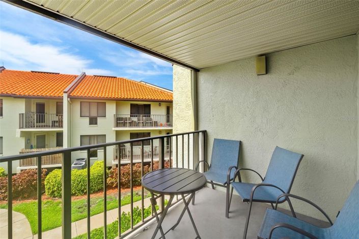 Image No.15-2 Bed Property for sale