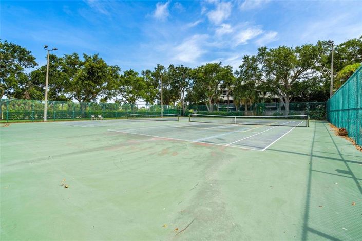 Image No.35-2 Bed Property for sale