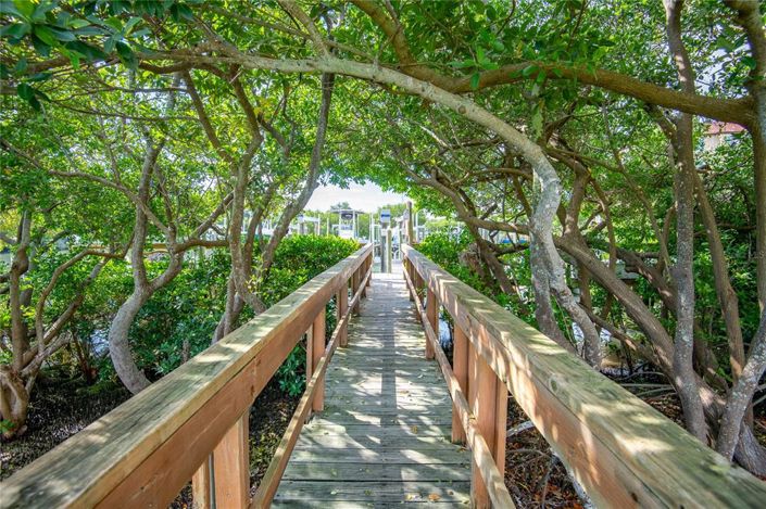 Image No.45-2 Bed Property for sale