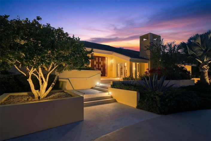 Image No.3-4 Bed Property for sale