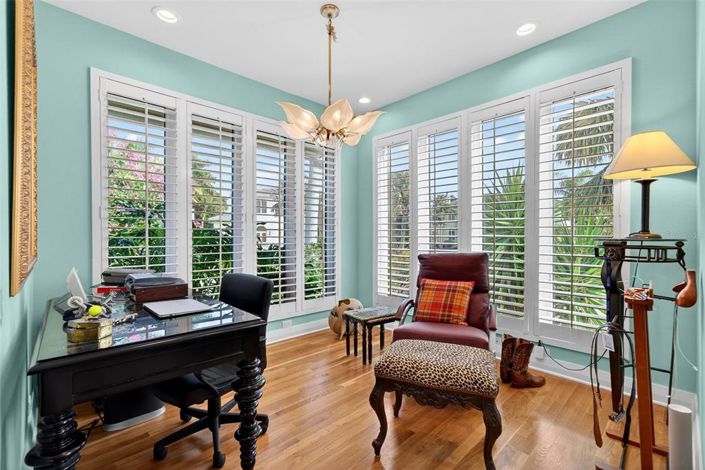 Image No.38-4 Bed Property for sale