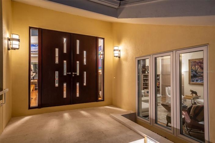 Image No.5-4 Bed Property for sale