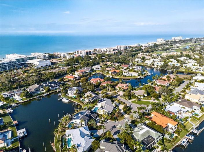 Image No.7-4 Bed Property for sale