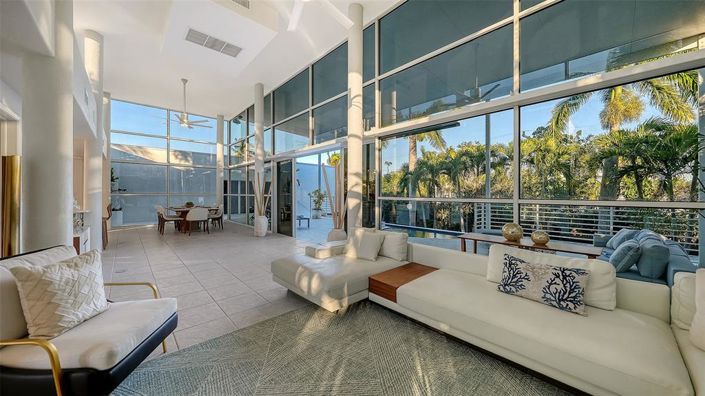 Image No.8-Propriété de 3 chambres à vendre à Sarasota