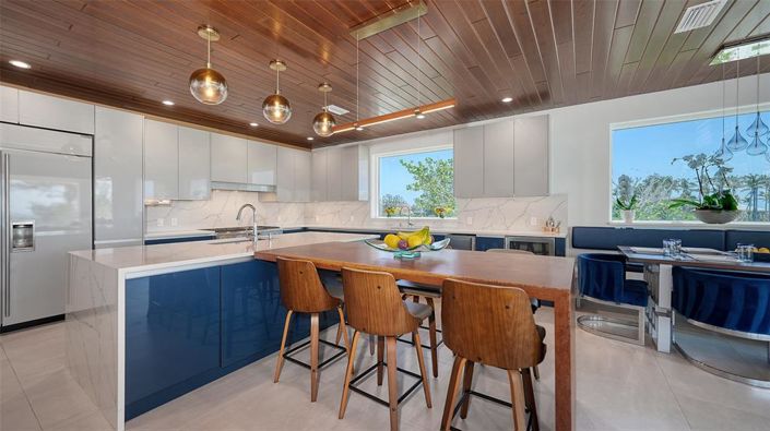 Image No.13-4 Bed Property for sale