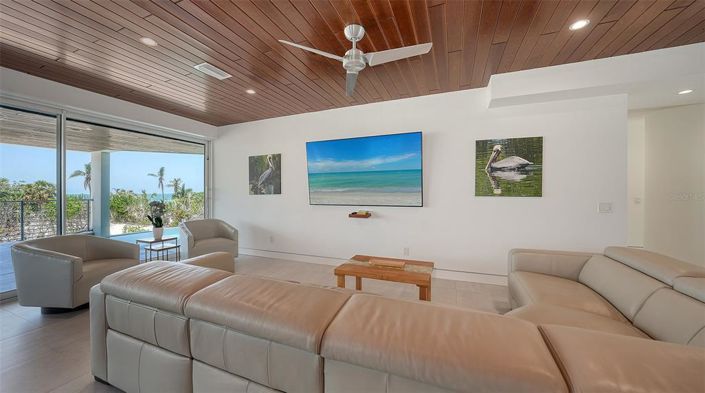 Image No.19-4 Bed Property for sale