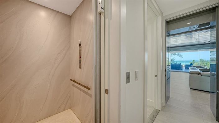 Image No.33-4 Bed Property for sale