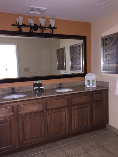 Image No.33-3 Bed Property for sale