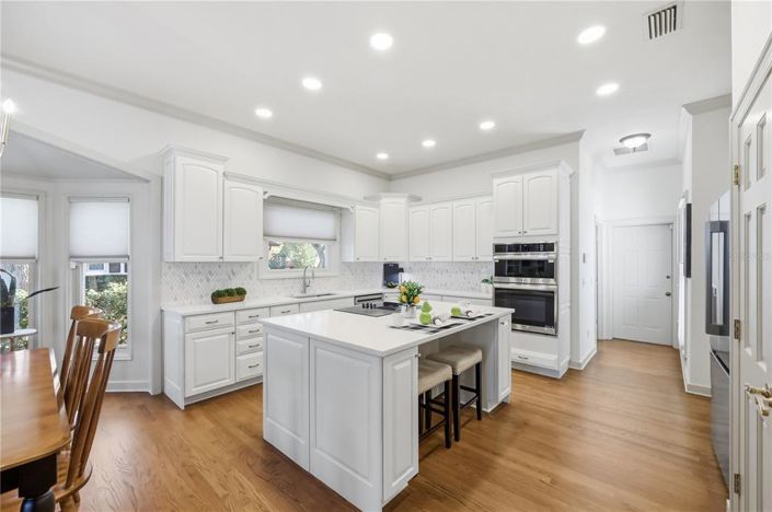 Image No.17-4 Bed Property for sale