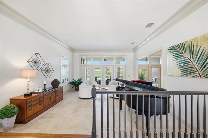 Image No.4-4 Bed Property for sale