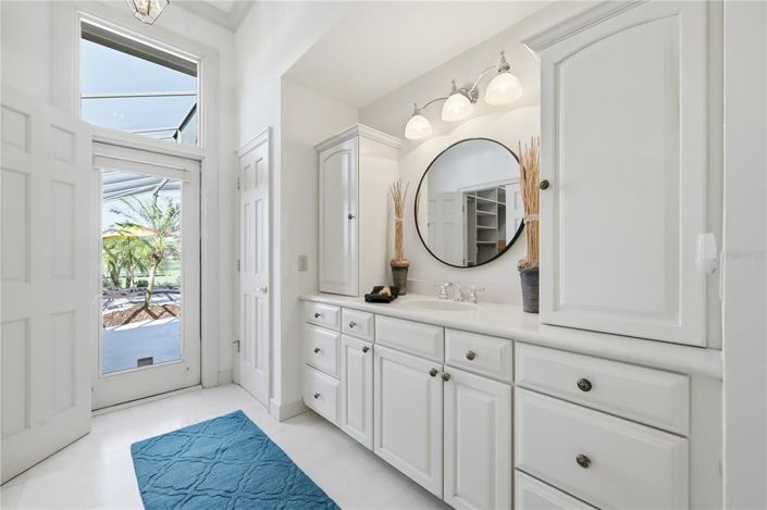 Image No.42-4 Bed Property for sale