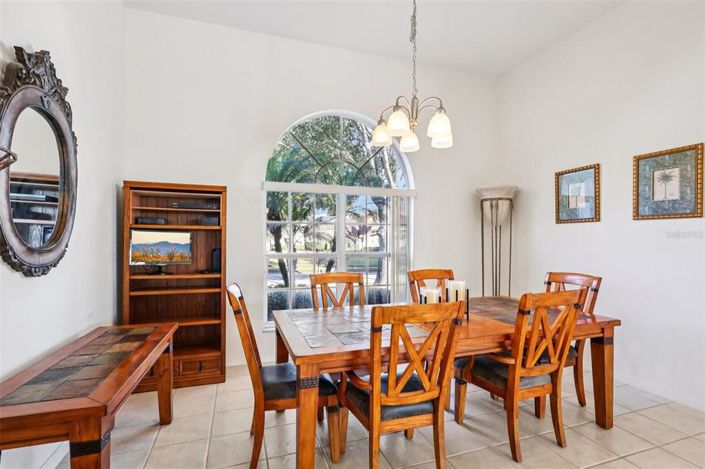 Image No.11-Propriété de 5 chambres à vendre à Davenport