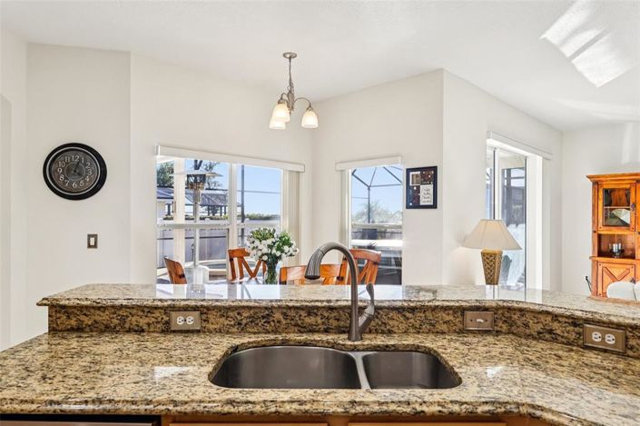 Image No.14-Propriété de 5 chambres à vendre à Davenport