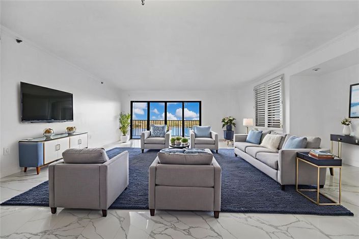 Image No.3-2 Bed Property for sale