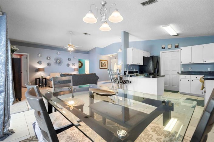 Image No.11-3 Bed Property for sale