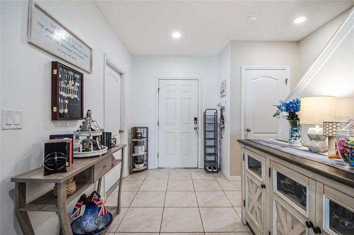 Image No.30-3 Bed Townhouse for sale