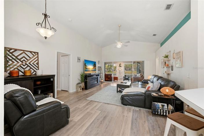 Image No.12-Propriété de 3 chambres à vendre à Davenport