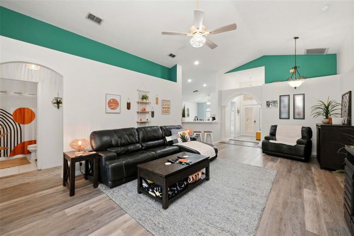 Image No.14-Propriété de 3 chambres à vendre à Davenport