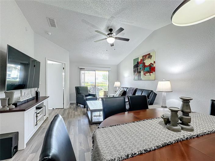 Image No.14-3 Bed Townhouse for sale