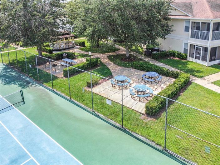 Image No.56-3 Bed Townhouse for sale