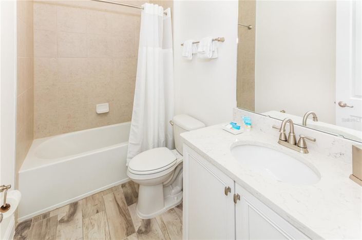 Image No.15-3 Bed Townhouse for sale