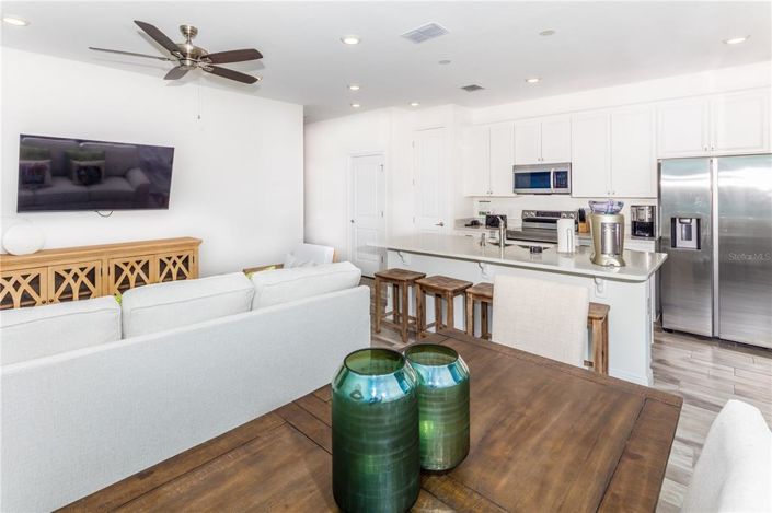 Image No.6-3 Bed Townhouse for sale