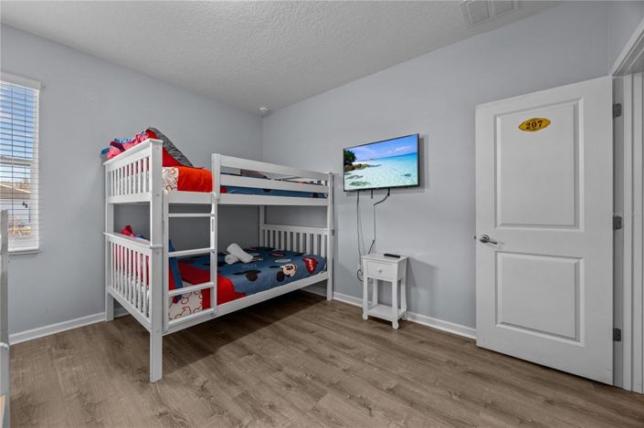 Image No.48-14 Bed Property for sale