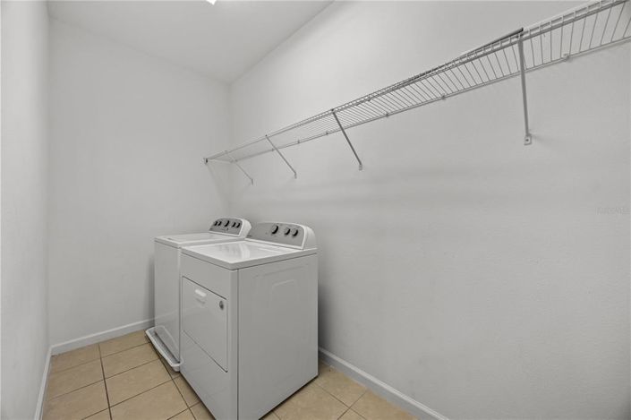 Image No.56-14 Bed Property for sale