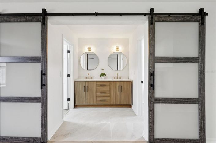 Image No.39-Propriété de 5 chambres à vendre à St. Petersburg