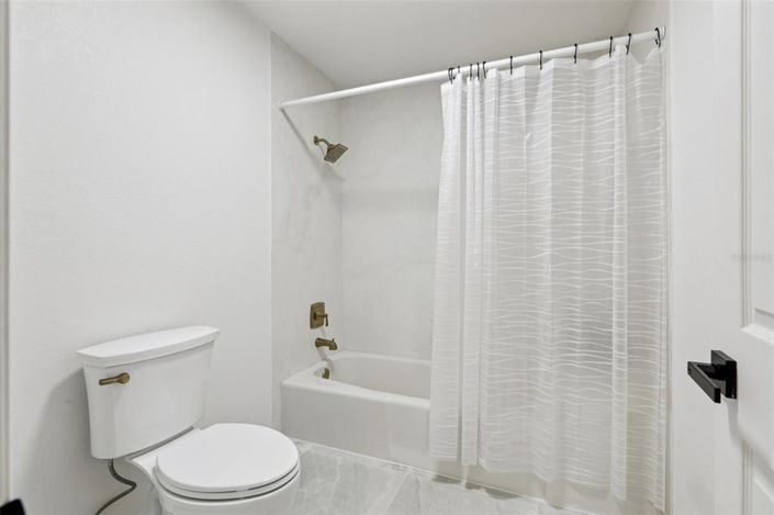 Image No.40-Propriété de 5 chambres à vendre à St. Petersburg