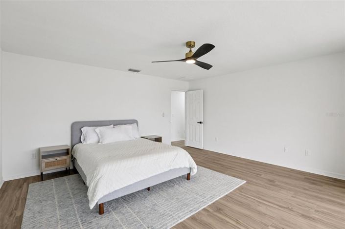 Image No.43-Propriété de 5 chambres à vendre à St. Petersburg