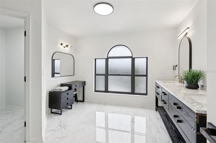 Image No.47-Propriété de 5 chambres à vendre à St. Petersburg