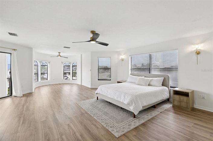 Image No.51-Propriété de 5 chambres à vendre à St. Petersburg